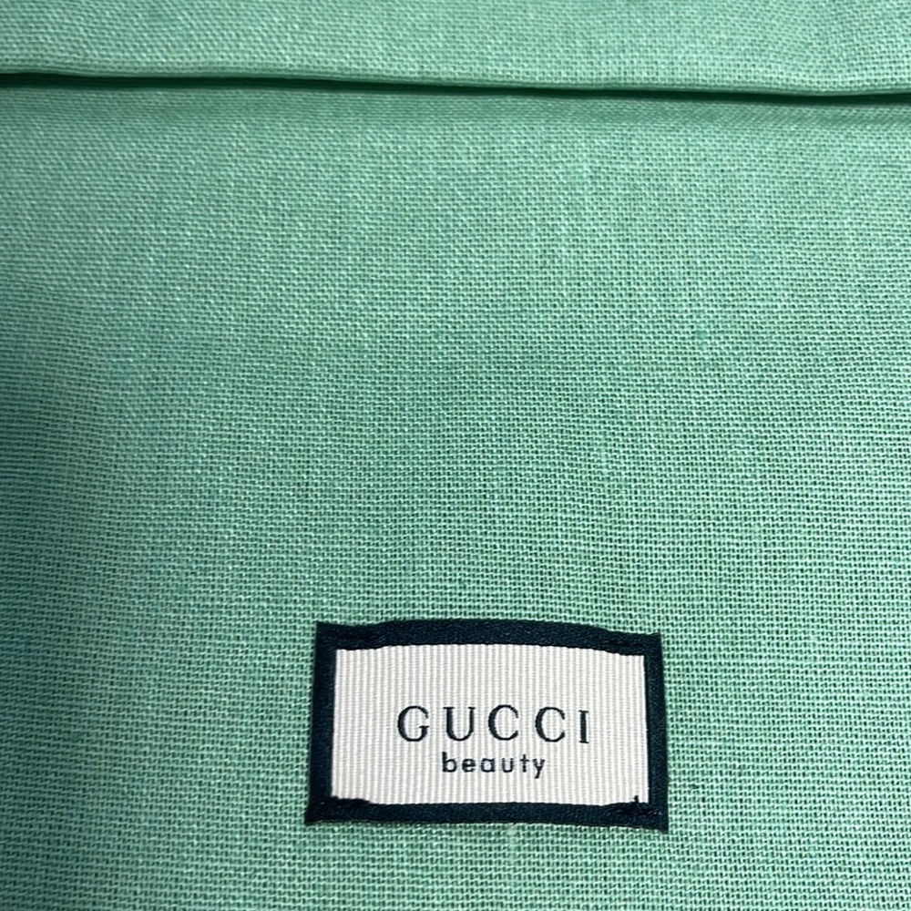 Gucci cosmetics bag - Picture 9 of 11
